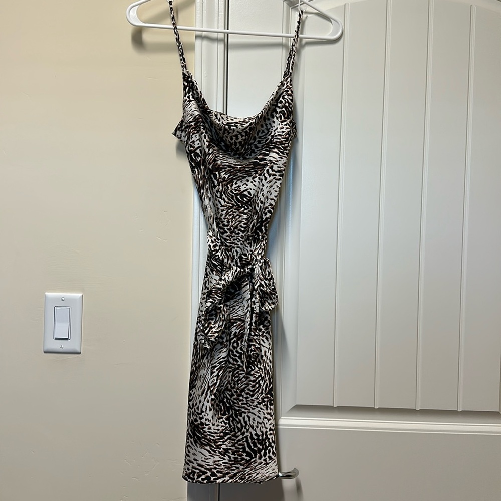 Express front tie dress, size small